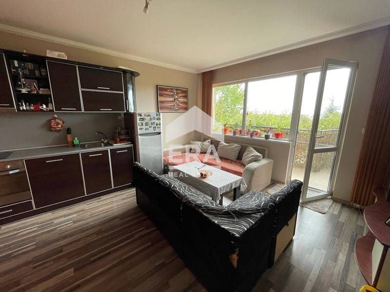Продава се Двустаен апартамент в Варна, Чайка - 60 кв.м за 2084 €/кв.м - Снимка #1