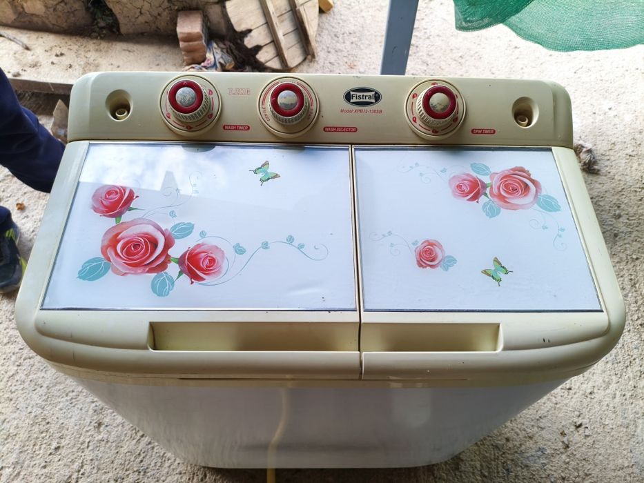 Polavtomat kir yuvish mashinasi