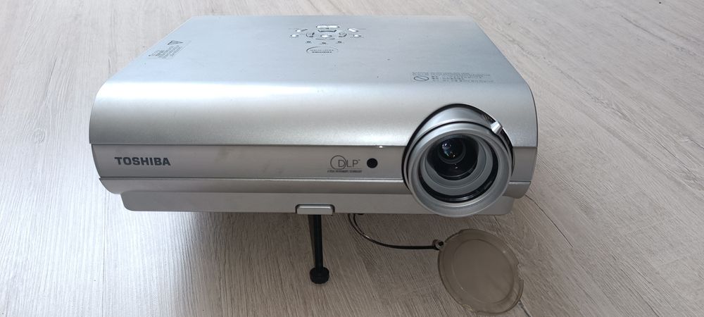 Проектор TOSHIBA TDP-S35