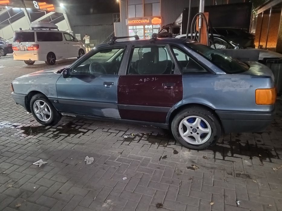 Продам Ауди 80 б3 на ходу
