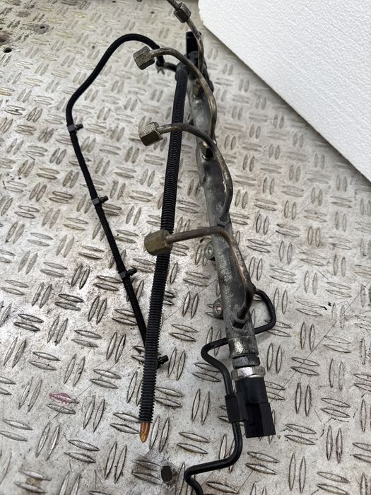 rampa injectoare A6110700095 mercedes sprinter vito c class motor 2.2