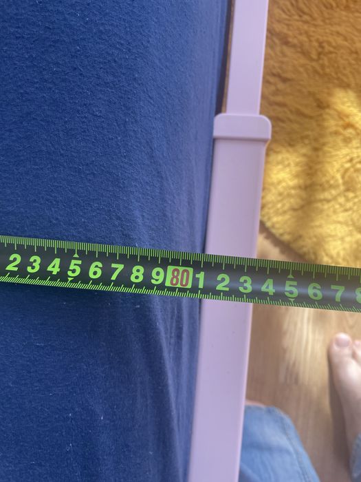 Vând pat roz de copil 90x200 cm.