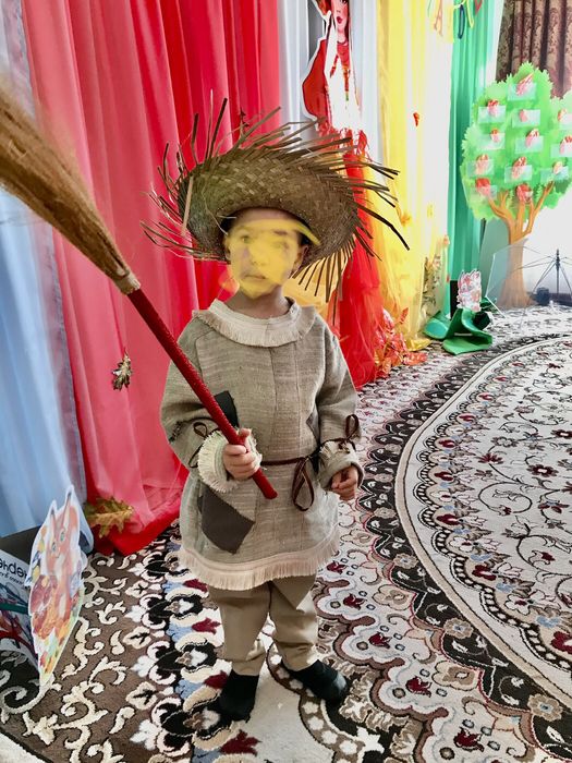 Продам детский костюм