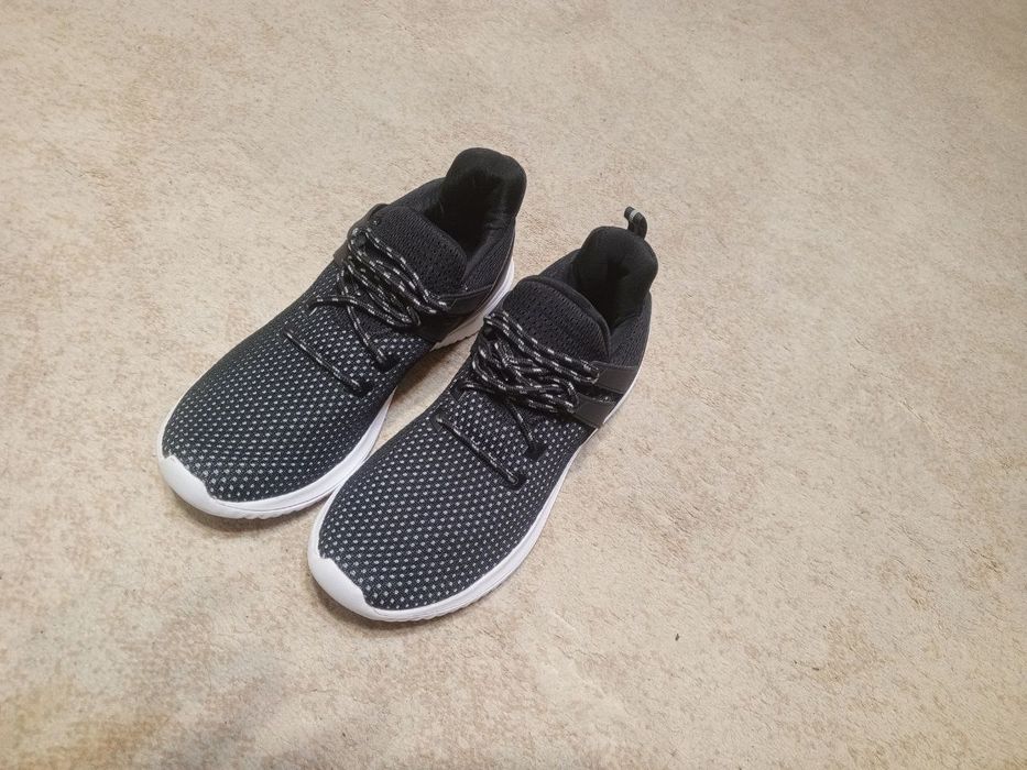 Новые женские кроссовки, 38 размер