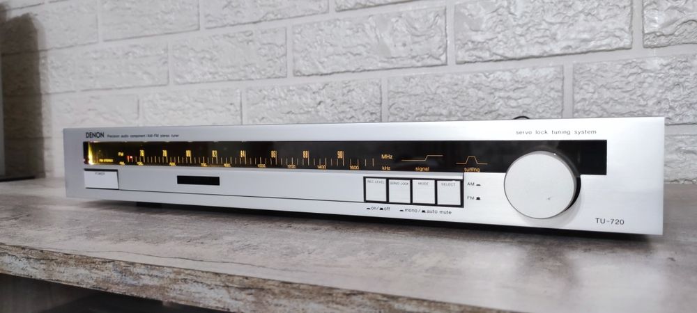 Продам тюнер Denon TU 720