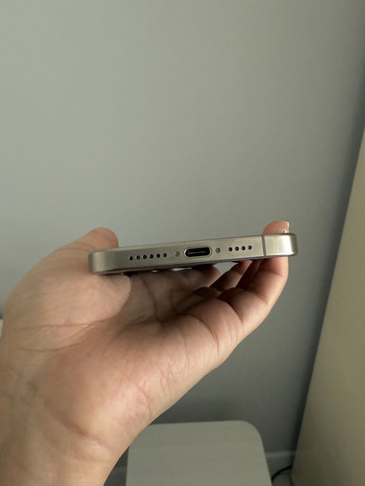 Продам iPhone 15proMax 1Tb