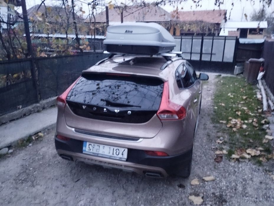 Vând Volvo V40 Cross Country