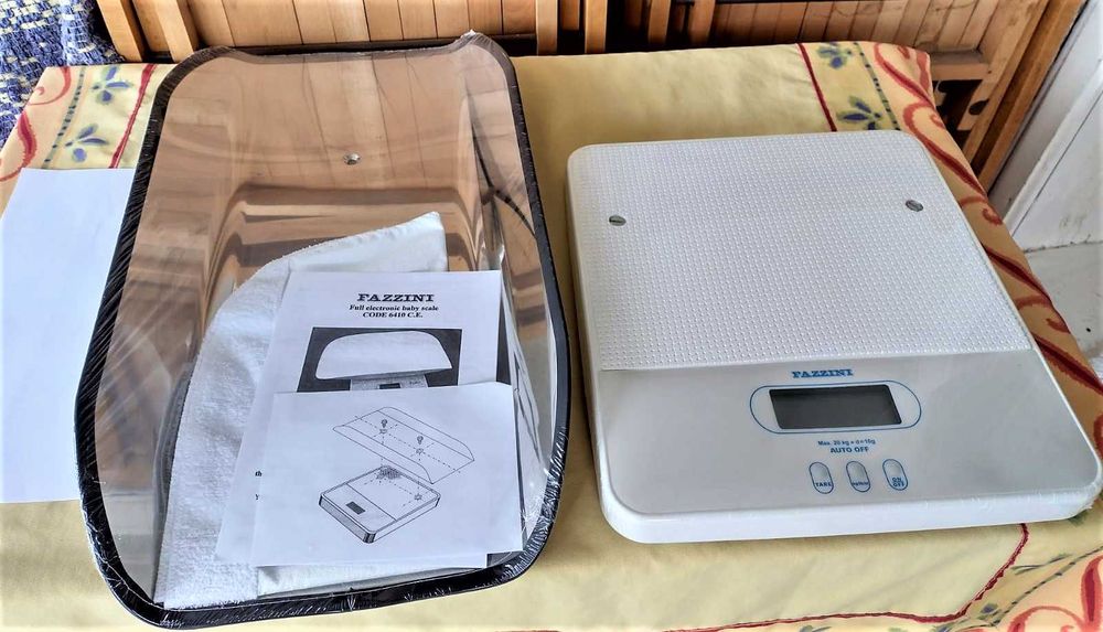 Cantar electronic bebelus, Fazzini (Italia), display digital, sigilat