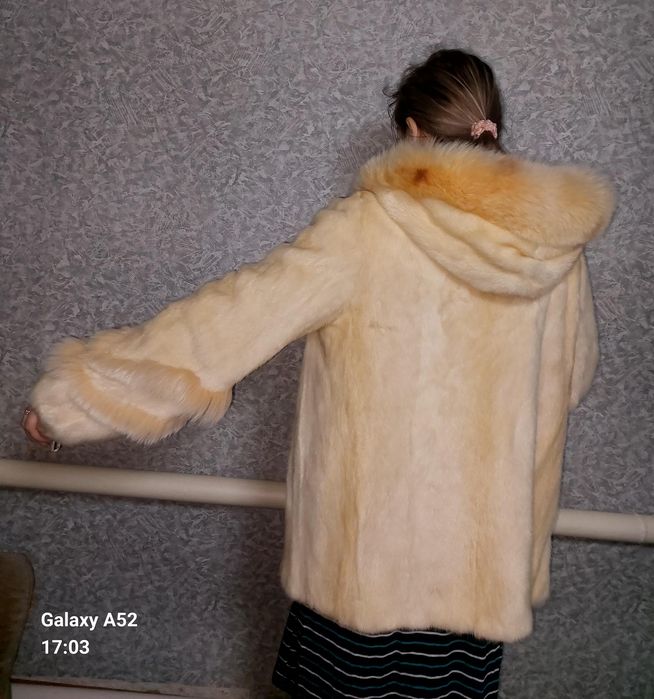 Продам шубы , куртки