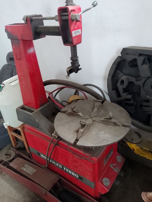 Aparat de dejantat MONDOLFO FERRO