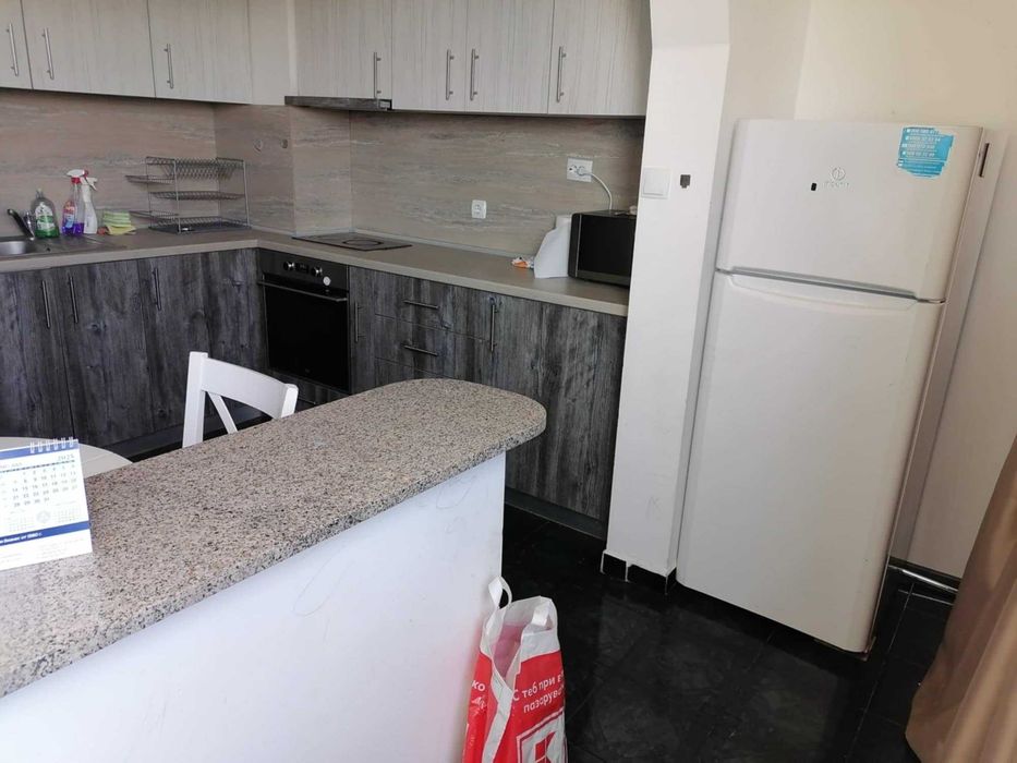 Продава се Тристаен апартамент в София, Люлин 9 - 86 кв.м за 2012 €/кв.м - Снимка #1