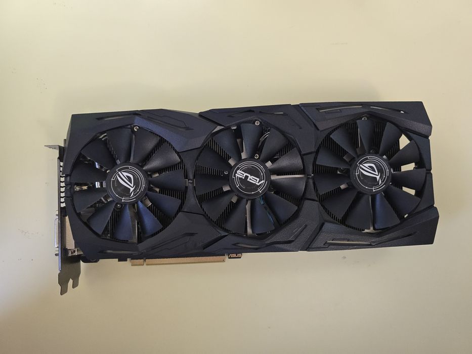 Placă Video Asus RX580 ROG Strix