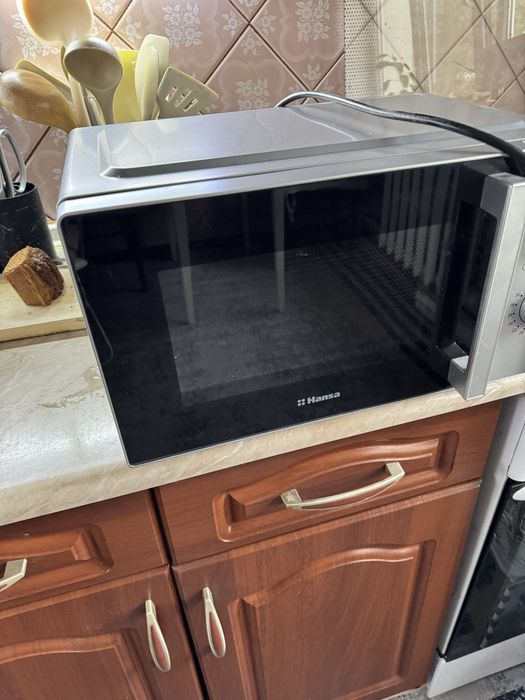 Микроволновка серая