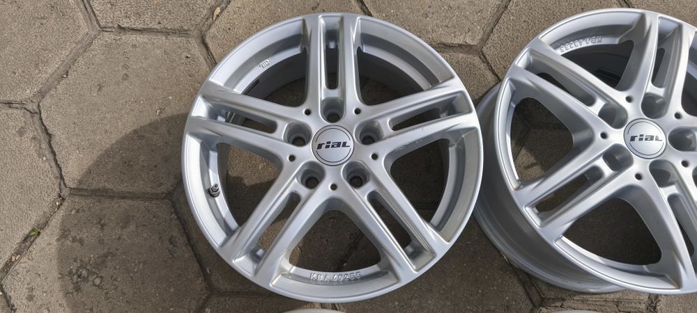 5х114.3 16 цола Rial