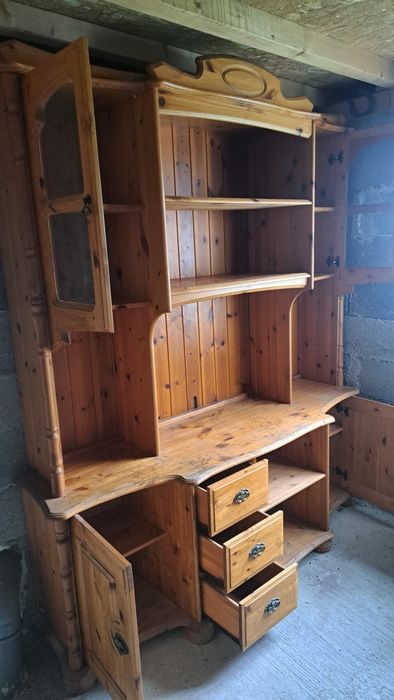 Vând mobilă rustică