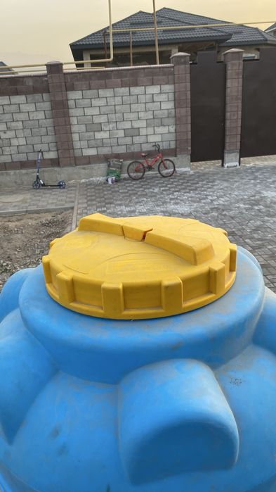 Бочка,резервуар 750 литров