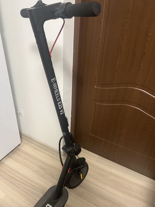 Trotineta electrica E-WHEELS