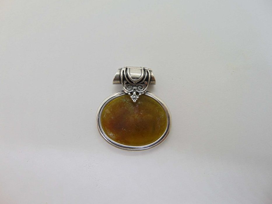 Pandantiv din argint si sticla de mare