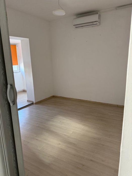 Spațiu comercial de închiriat, stradal