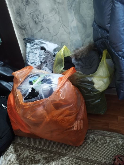 Отдам вещи даром