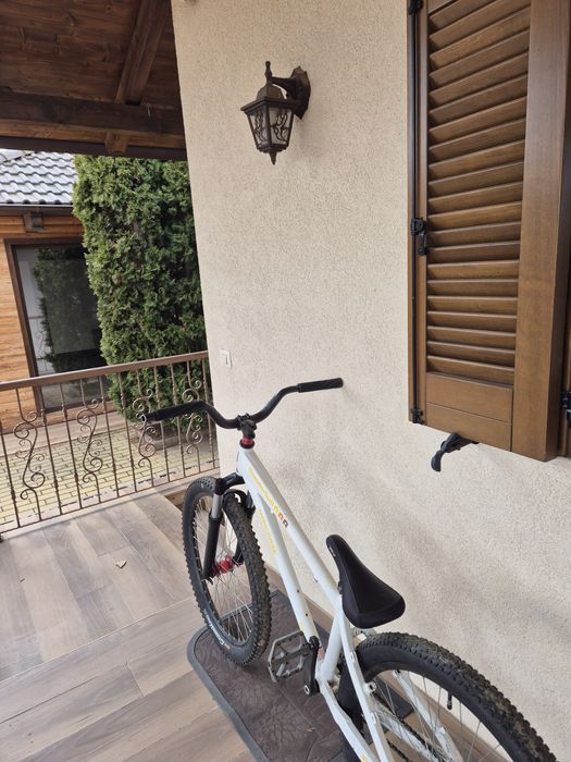 Vand bicicleta dirt jumper thunderball mongose