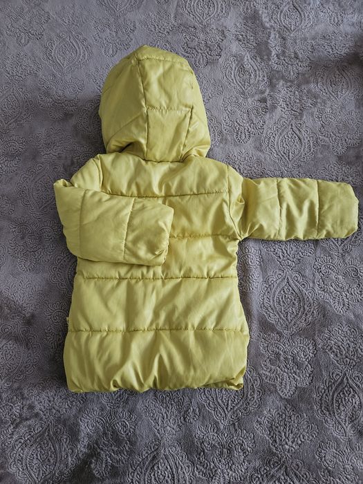 Якета 9-12мес.,  р-р 74. Запазени, без забележки. Като нови.