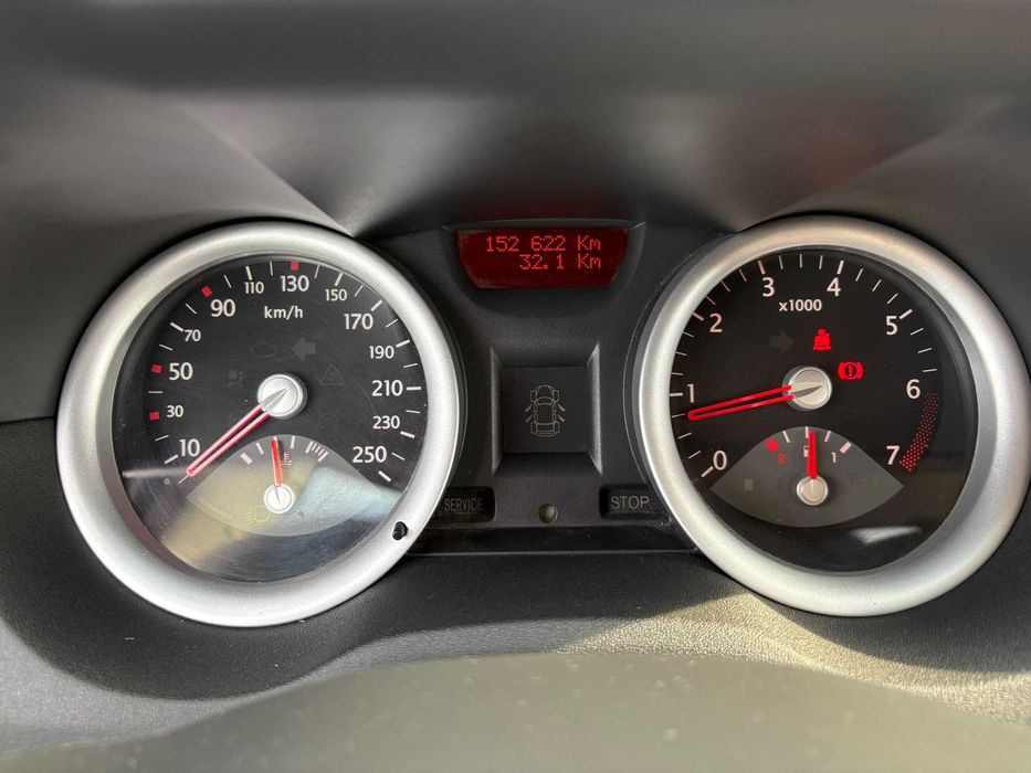 RENAULT Megane