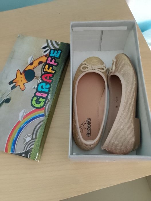 Детска рокля JUNONA размер 122см / 7 години + Шапка + Обувки