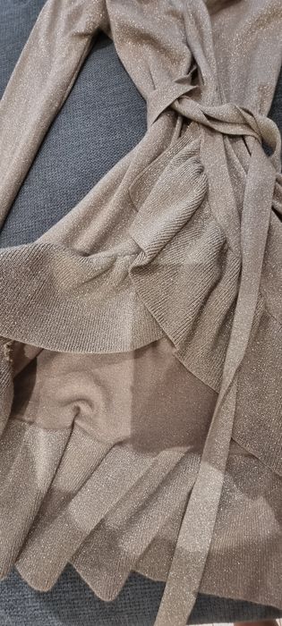 Кожена Mango.Синя рокля Aggata.Дънкена рок.Бежова с ламе.Черна плетиво