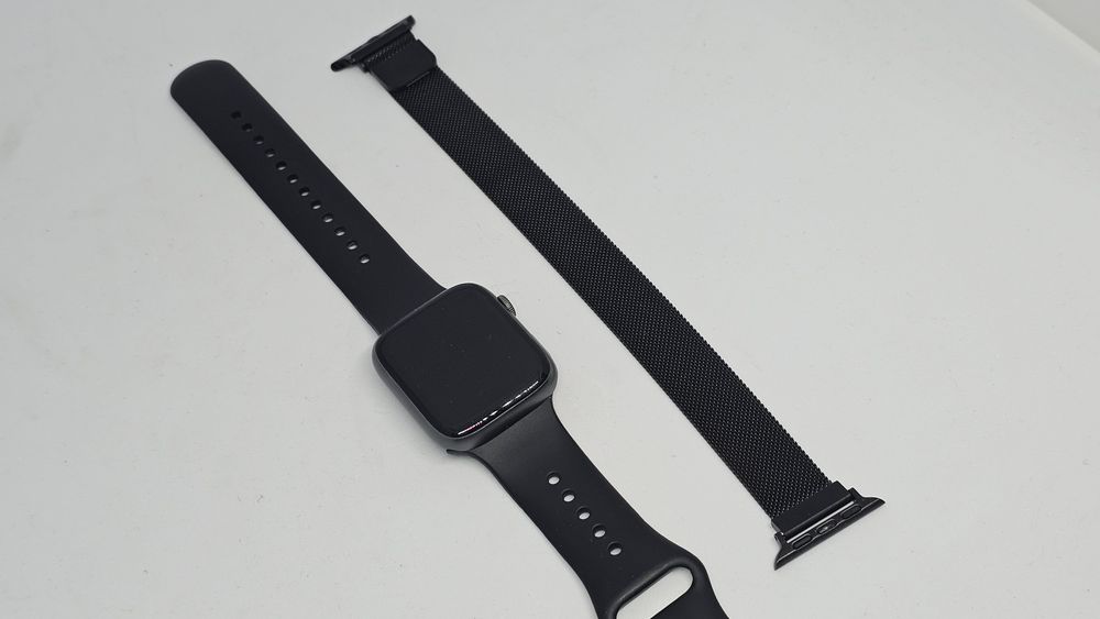 Curea metalica Apple Watch cu magnet