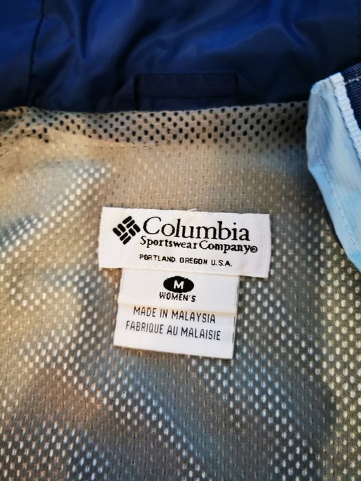 Дамско яке COLUMBIA размер М, според мен става и за L. Перфектно
