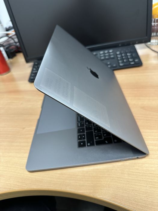 Macbook Pro 15 2018