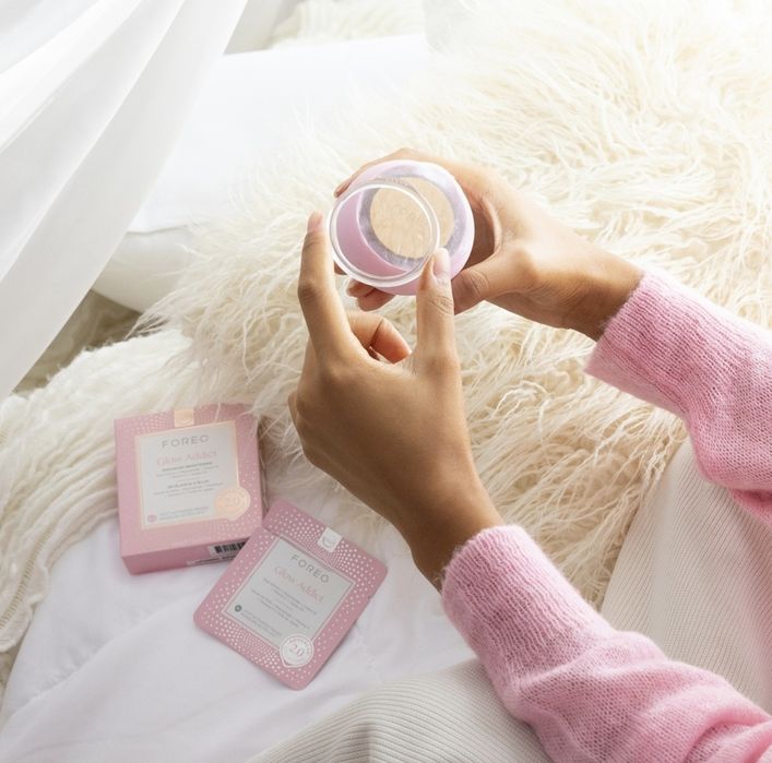 НОВ! FOREO UFO™ 3 Mini уред за терапия на лице + 6 МАСКИ