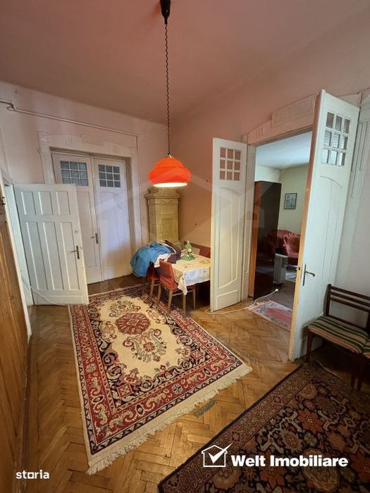 Apartament extrem de spatios, in vila interbelica, curte si gradina pr