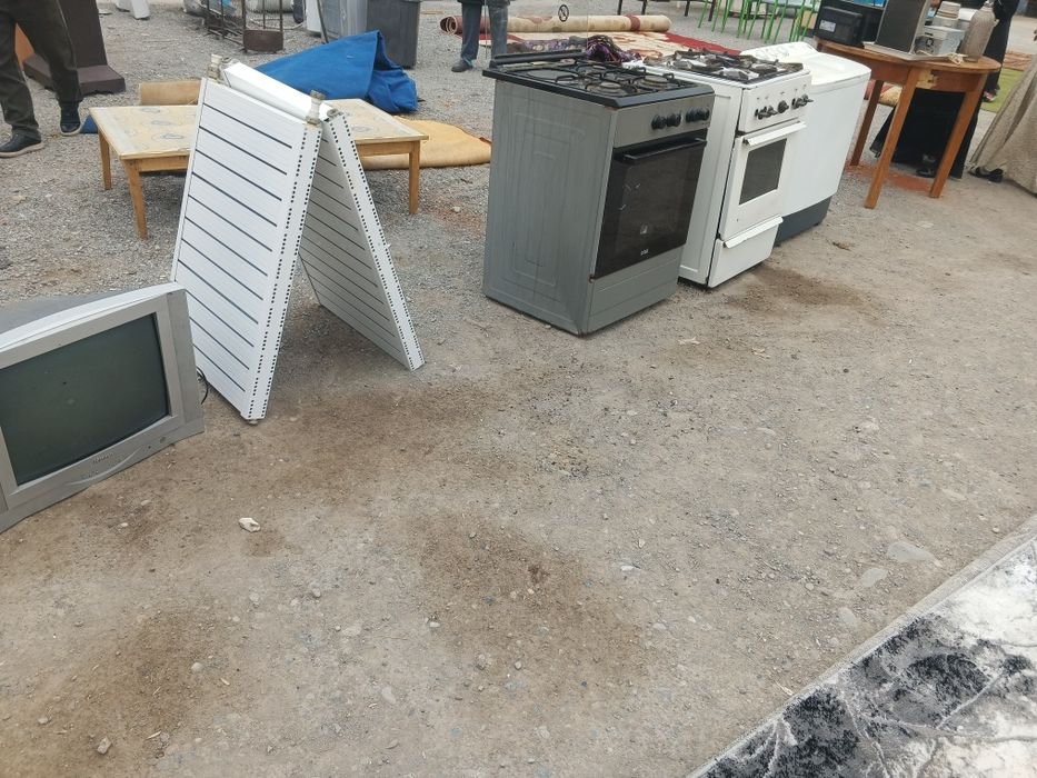 Холодильник лар сотилади