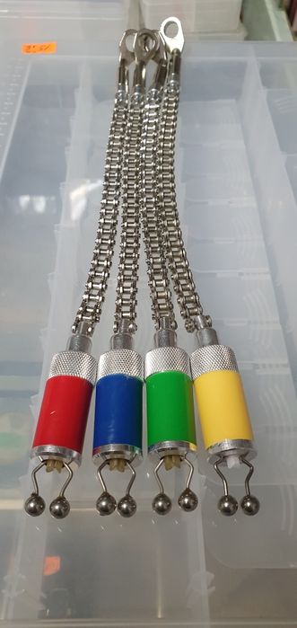 Обтегачи за риболов в 4 цвята тип ВЕРИГА