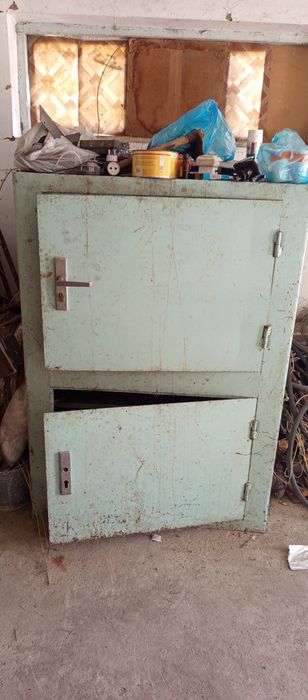 Срочно Продам Сейф металлический
