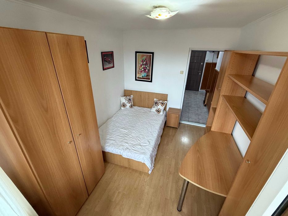 Inchiriez apartament 4 camere Eforie Nord
