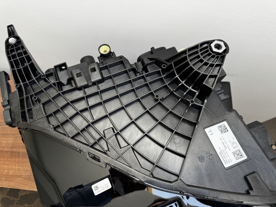 Far bmw seria7 g70/ x7 pasager