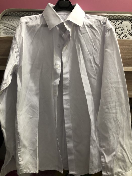 Продам рубашки на мальчика