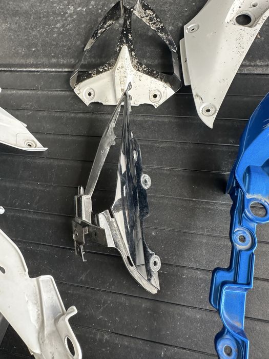 Пластмаси gsxr 1000 K9-L6