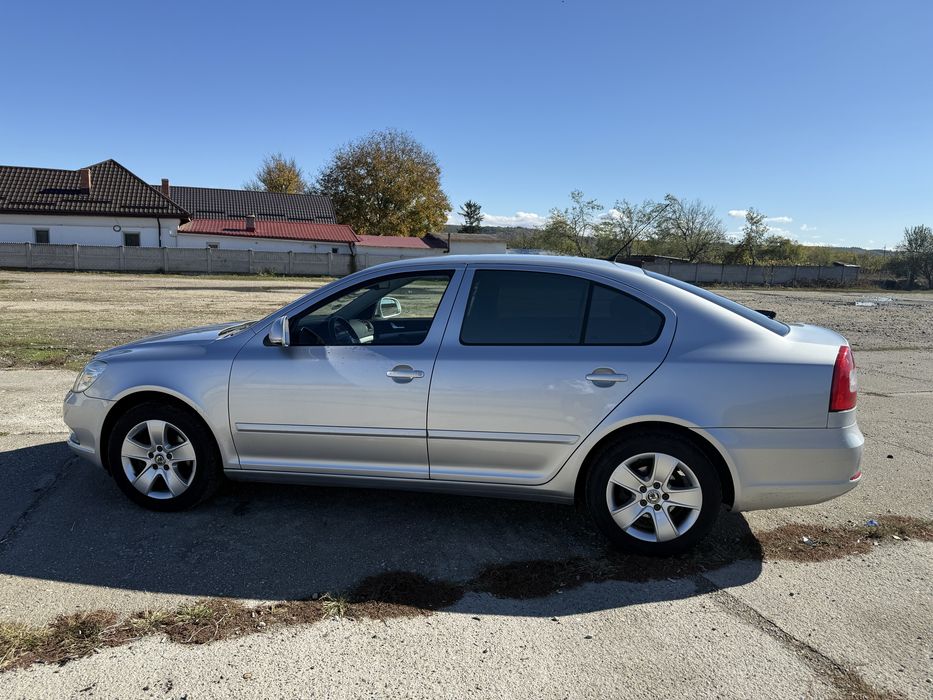 SKODA Octavia 2010 — imagine 4