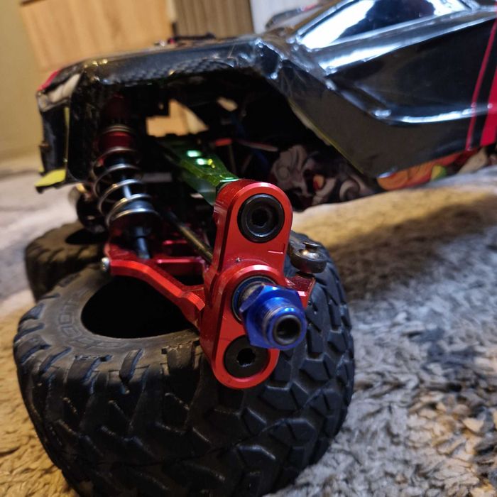 Arrma Talion 6S метални дифове и много резервни части