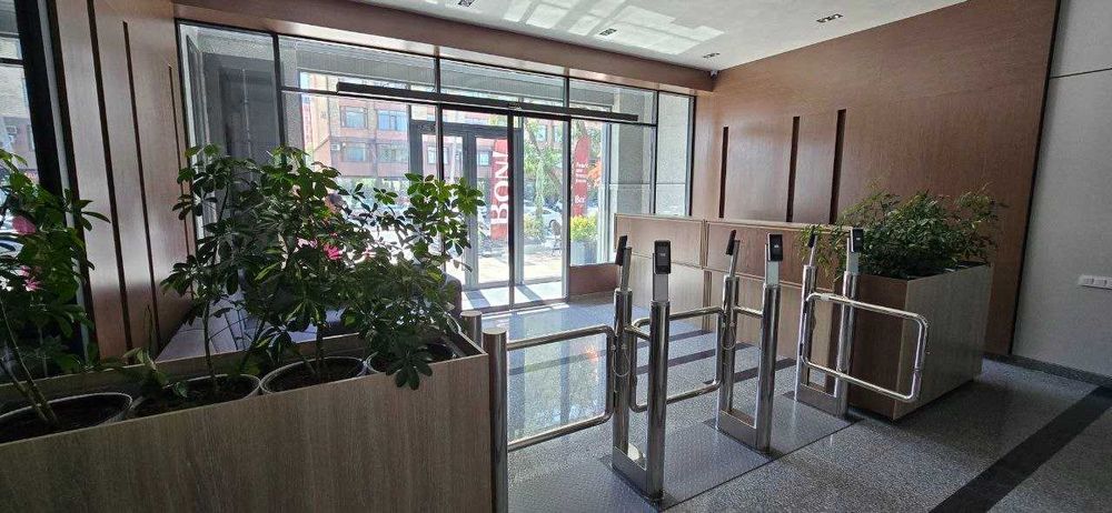 Аренда Офиса Класса А | БЦ STATUS | 300 м²