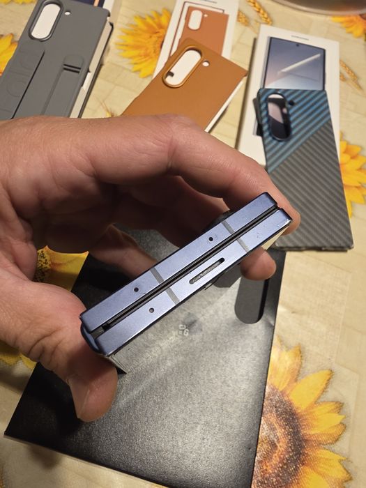 Samsung Galaxy Z Fold 6 256GB Гаранция