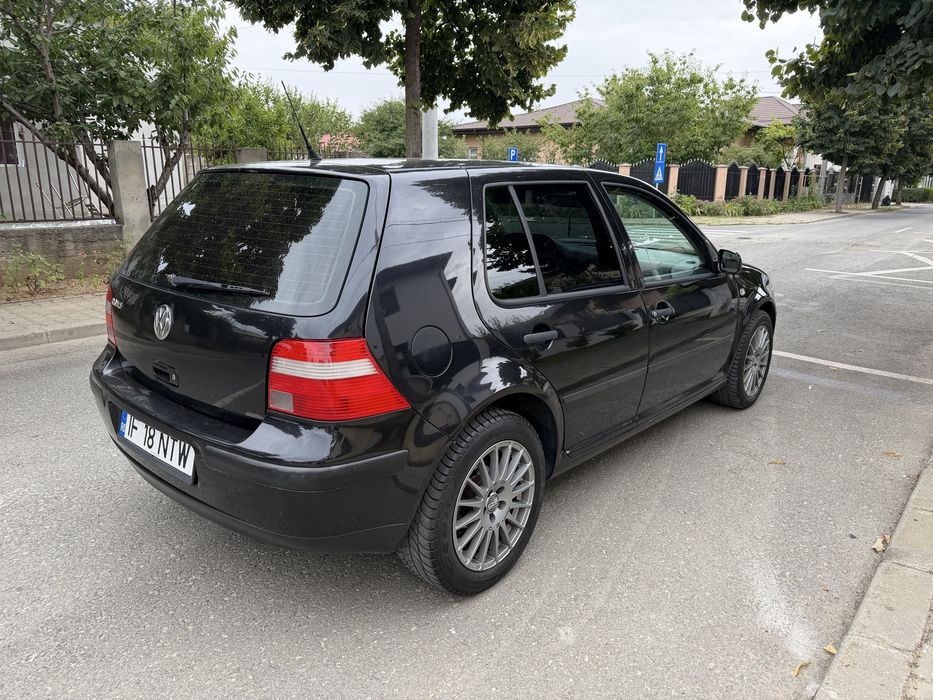 VW Golf 4 / 1.4 benzina 16v / Model Pacific / An 2004 Euro 4 !!
