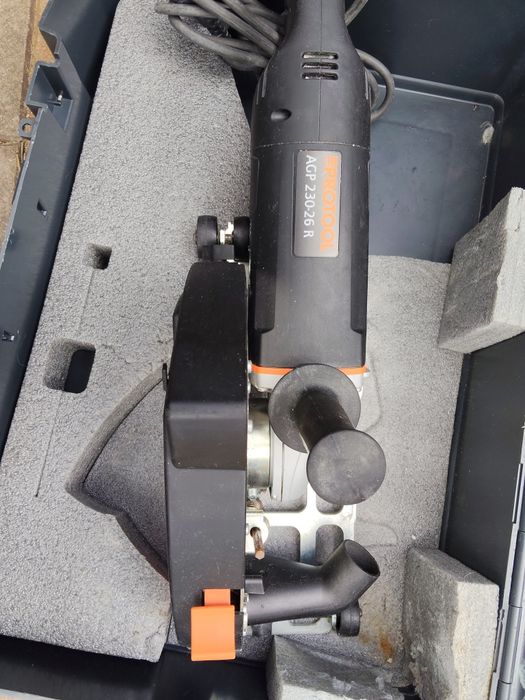 Mașina de făcut caneluri PROTOOL AGP  230-26R noua