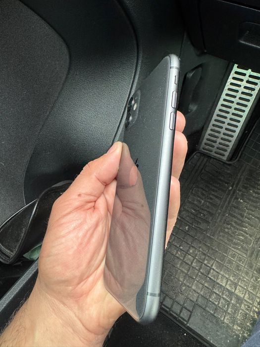 Iphone 11 64gb baterie 88%