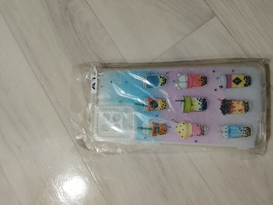 Продам чехлы на телефон