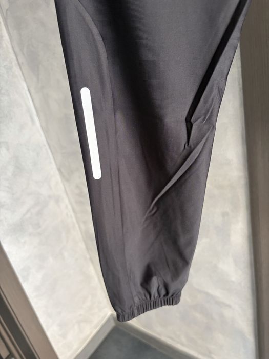 Vand Pantaloni de trening Nike